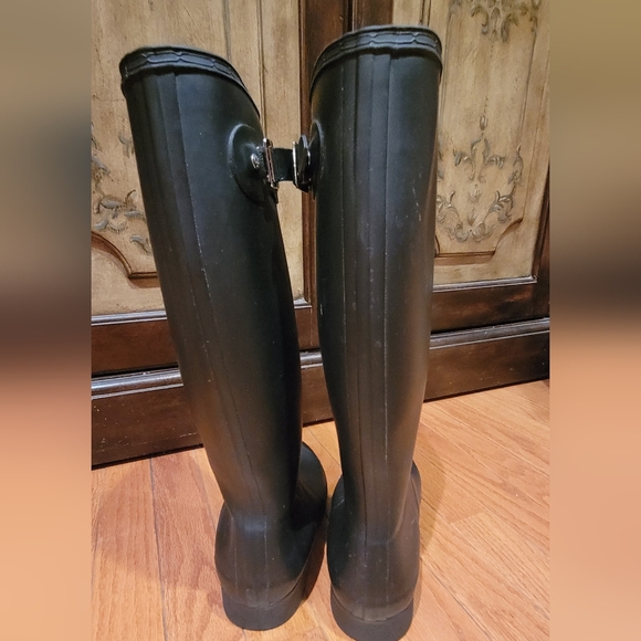 HUNTER BOOTS TALL SZ 6 BLACK - Picture 2 of 4